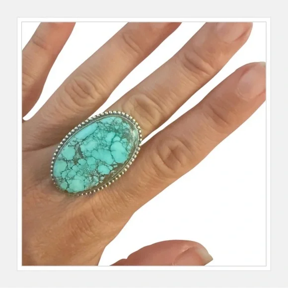 Vintage 90’s Boho Lime Green Turquoise Ring in a Sterling Silver Setting, 9.5 - Picture 4 of 5